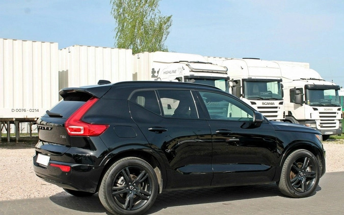 Volvo XC 40 cena 139999 przebieg: 30000, rok produkcji 2022 z Brzeszcze małe 742